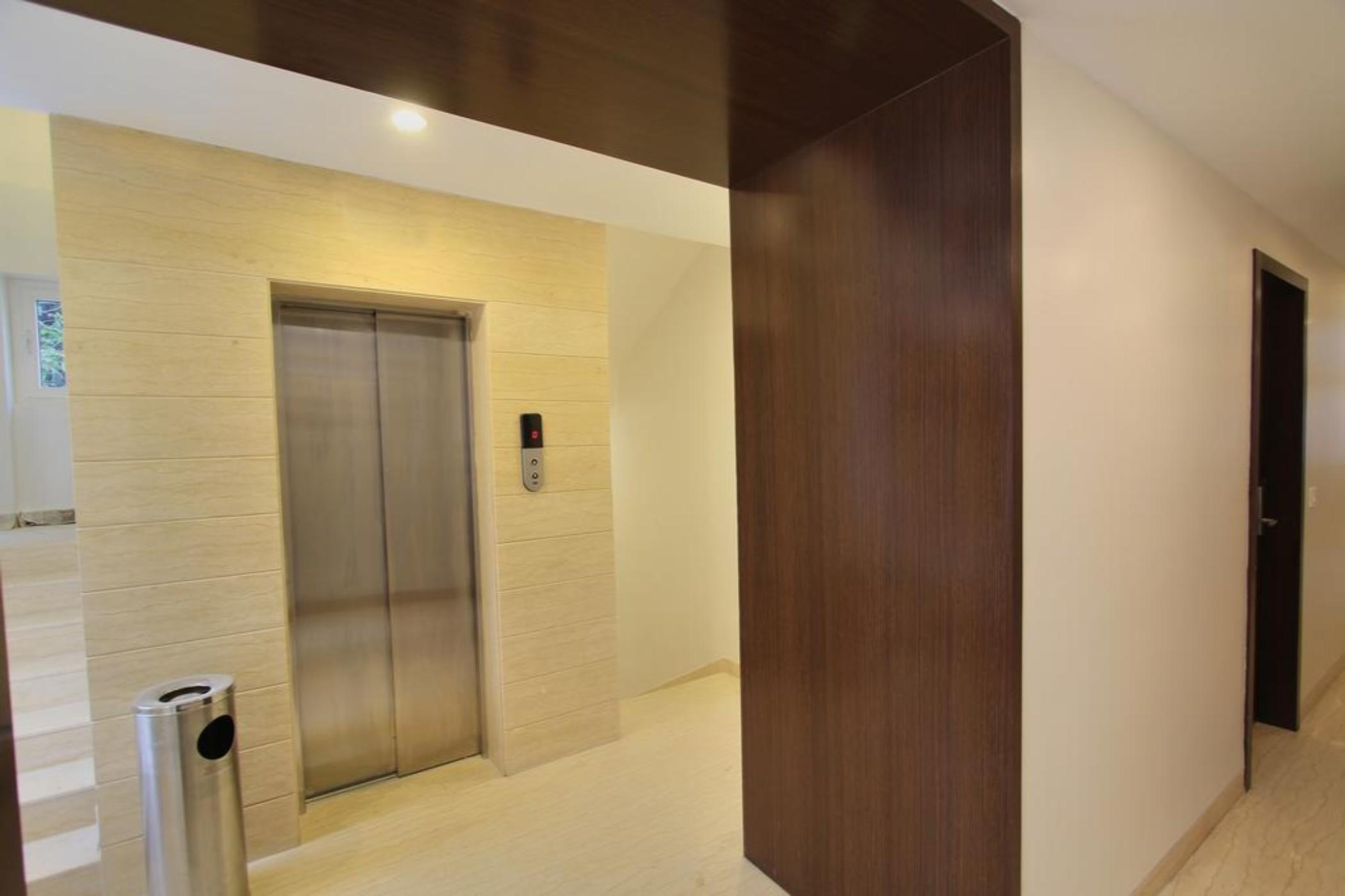 La Sara Regent Bangalore Exterior foto